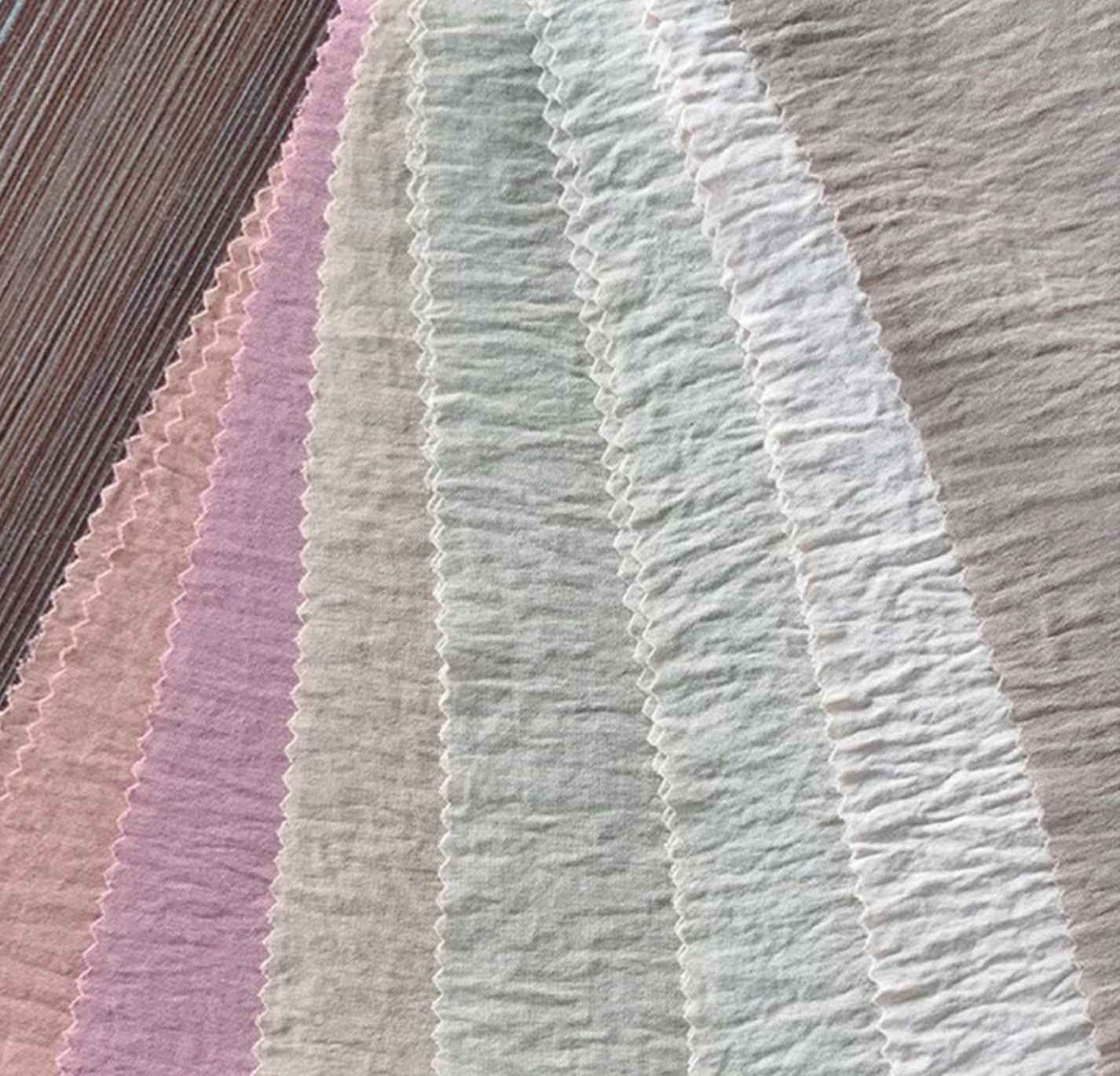 CEY Fabric: Continuous Environmental Yarn for Abayas