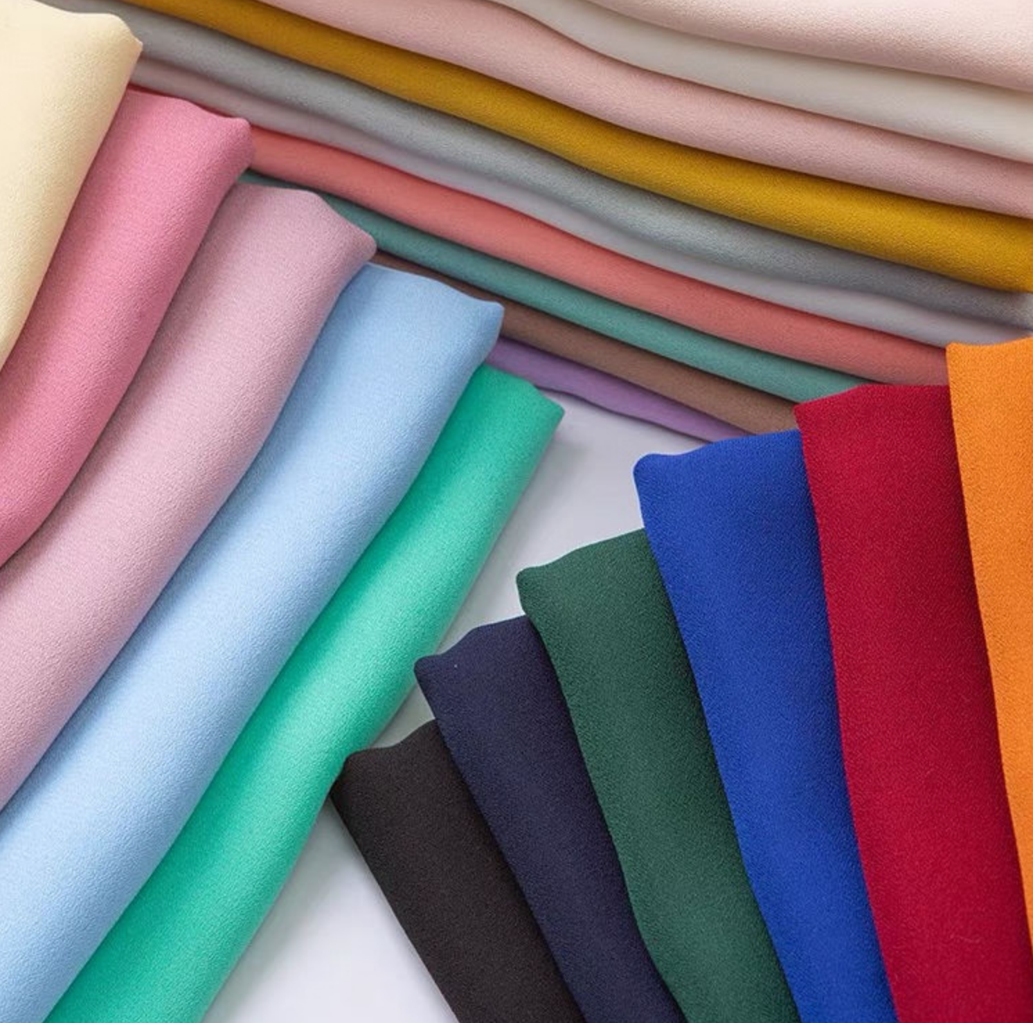 Crepe Fabric: A Premium Choice for Abayas
