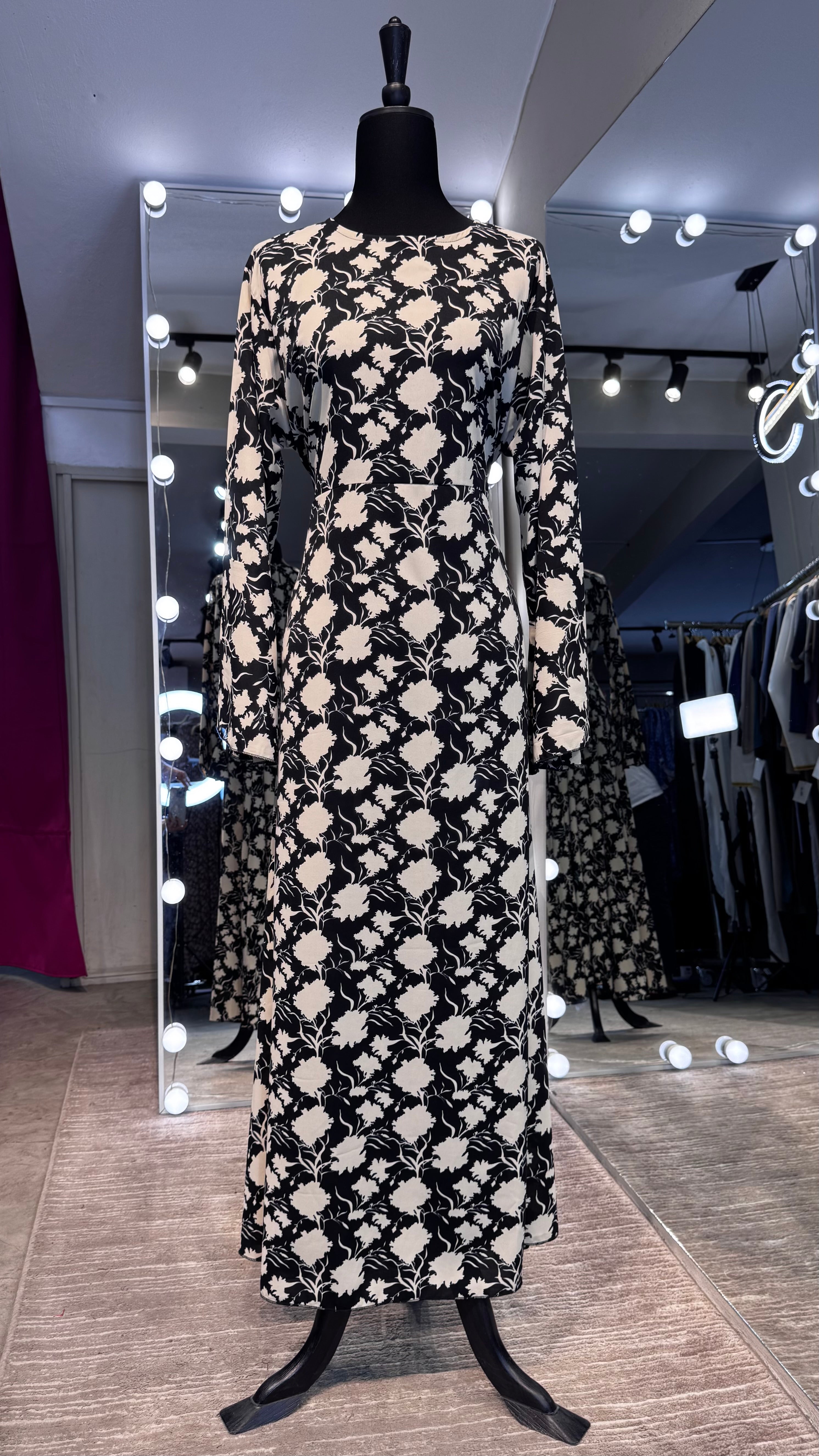Chiffon Printed Abaya Dress with Chiffon Hijab – 2 Piece - Black & Beige