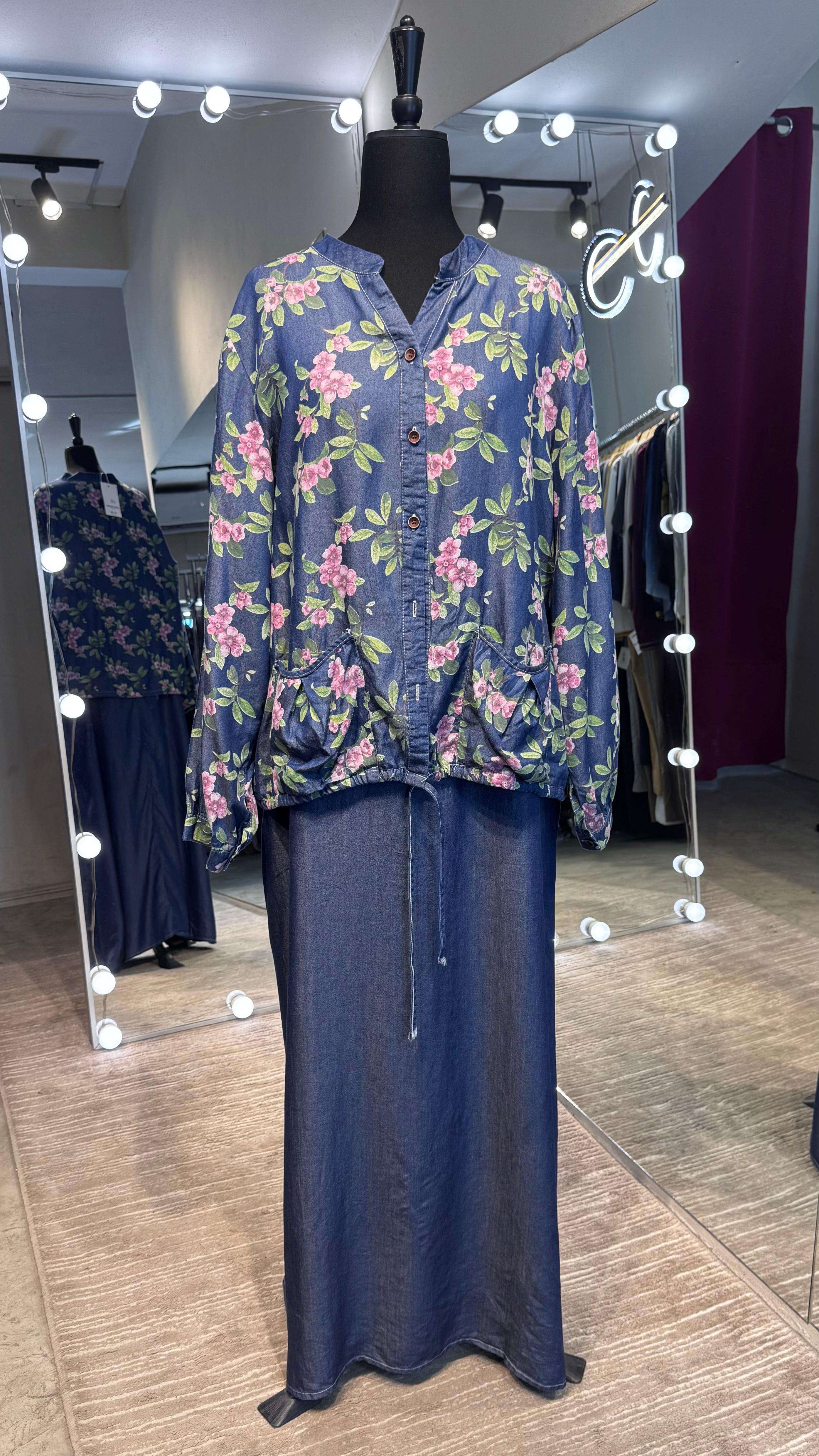 Denim 2-Piece Set –  Inner & Floral Blouse- Dark Jeans Blue