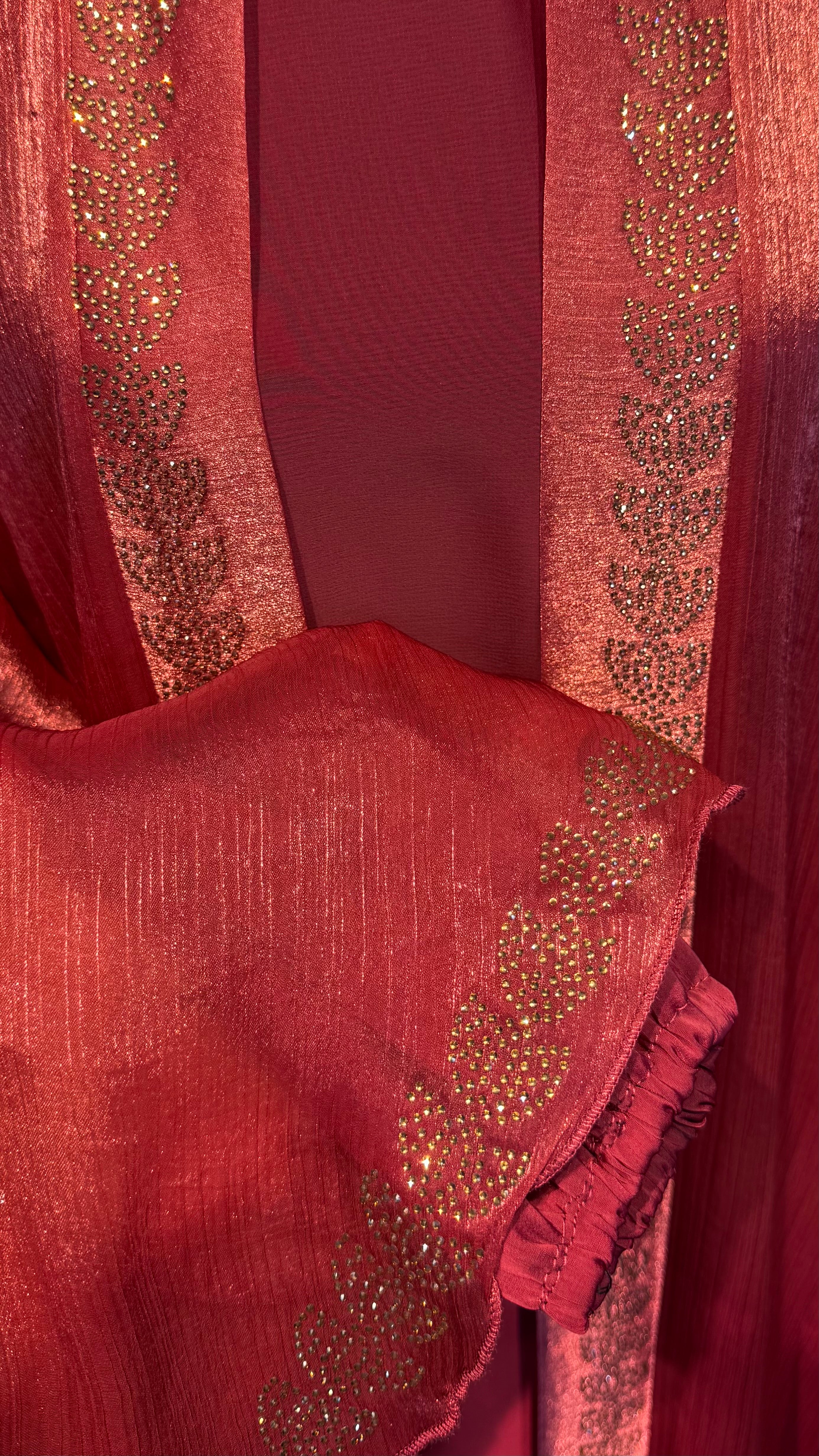 4 Piece Abaya Set with Hijab – Silky Zoom & Organza Umbrella Cut Robe- Maroon