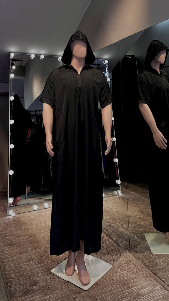 Men Black Short Sleeve kandura with cap.