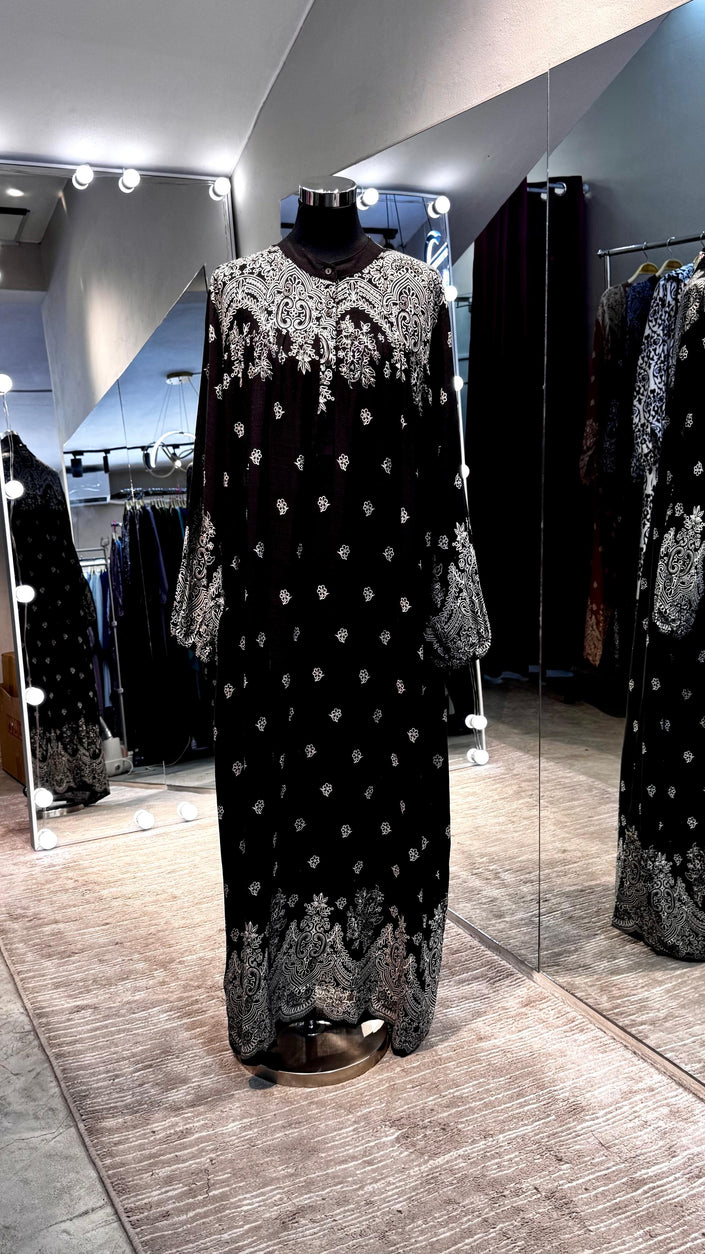 Black cotton dress with flower print