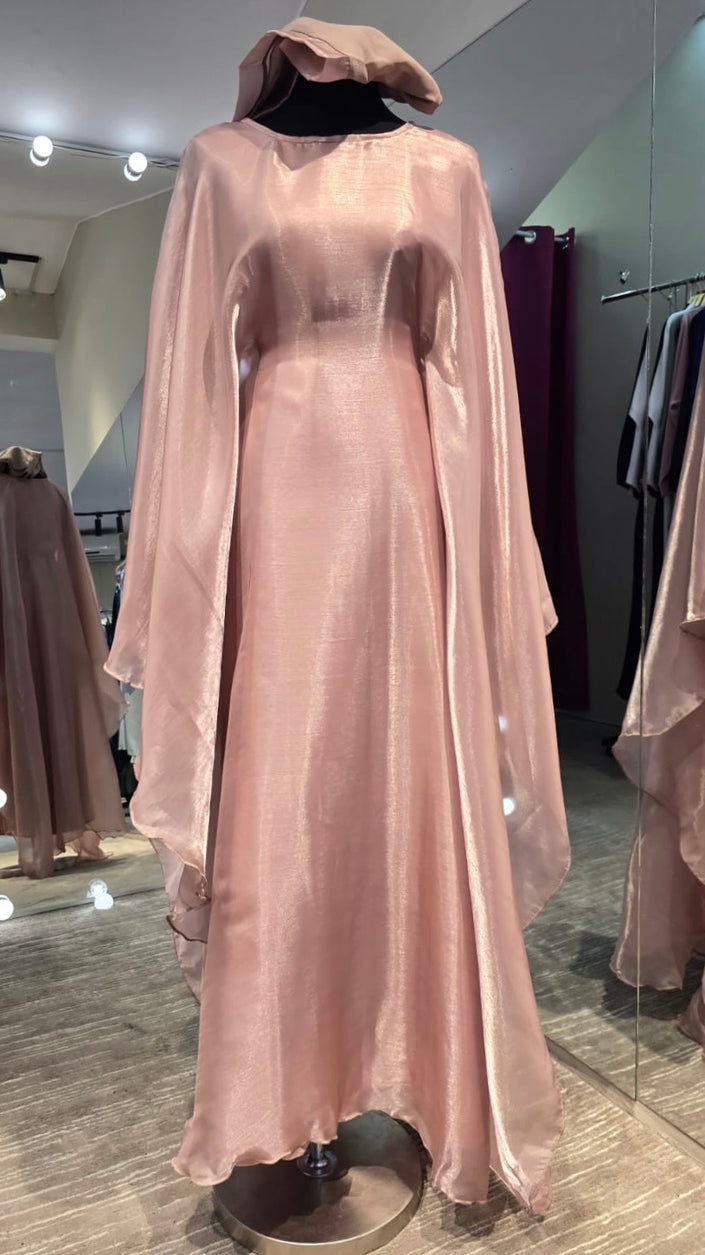 Trendy Peach Pink Organza Butterfly / Farasha Abaya